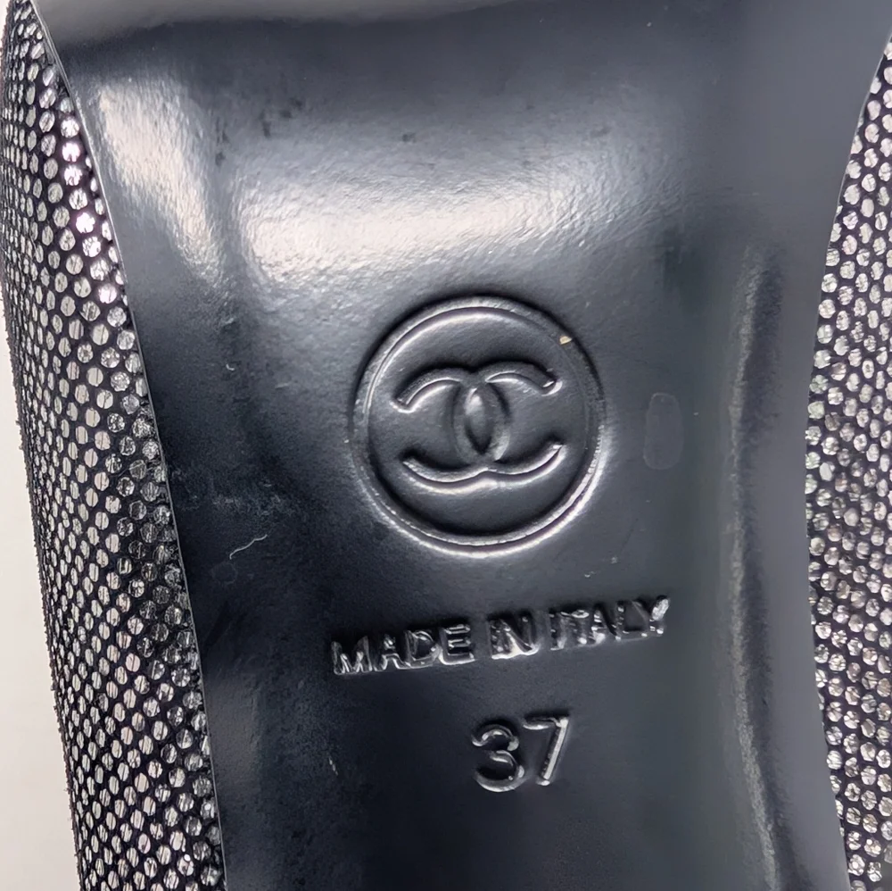 Chanel Silver Cap Toe Ankle Boots CC Size 37 Metallic Logo Booties